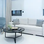 Aparthotel Monopati
